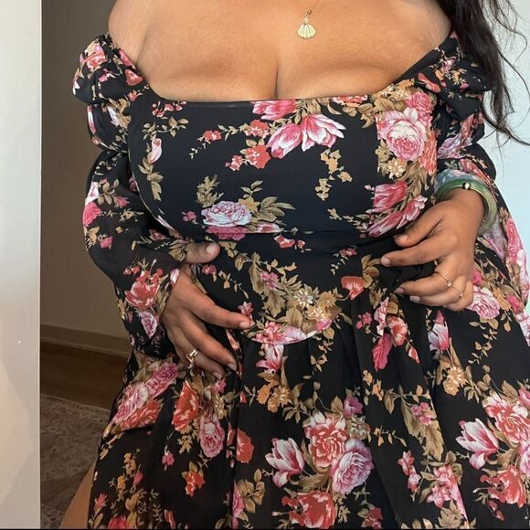 Floral Off-Shoulder Dress - Picture 3 of 4